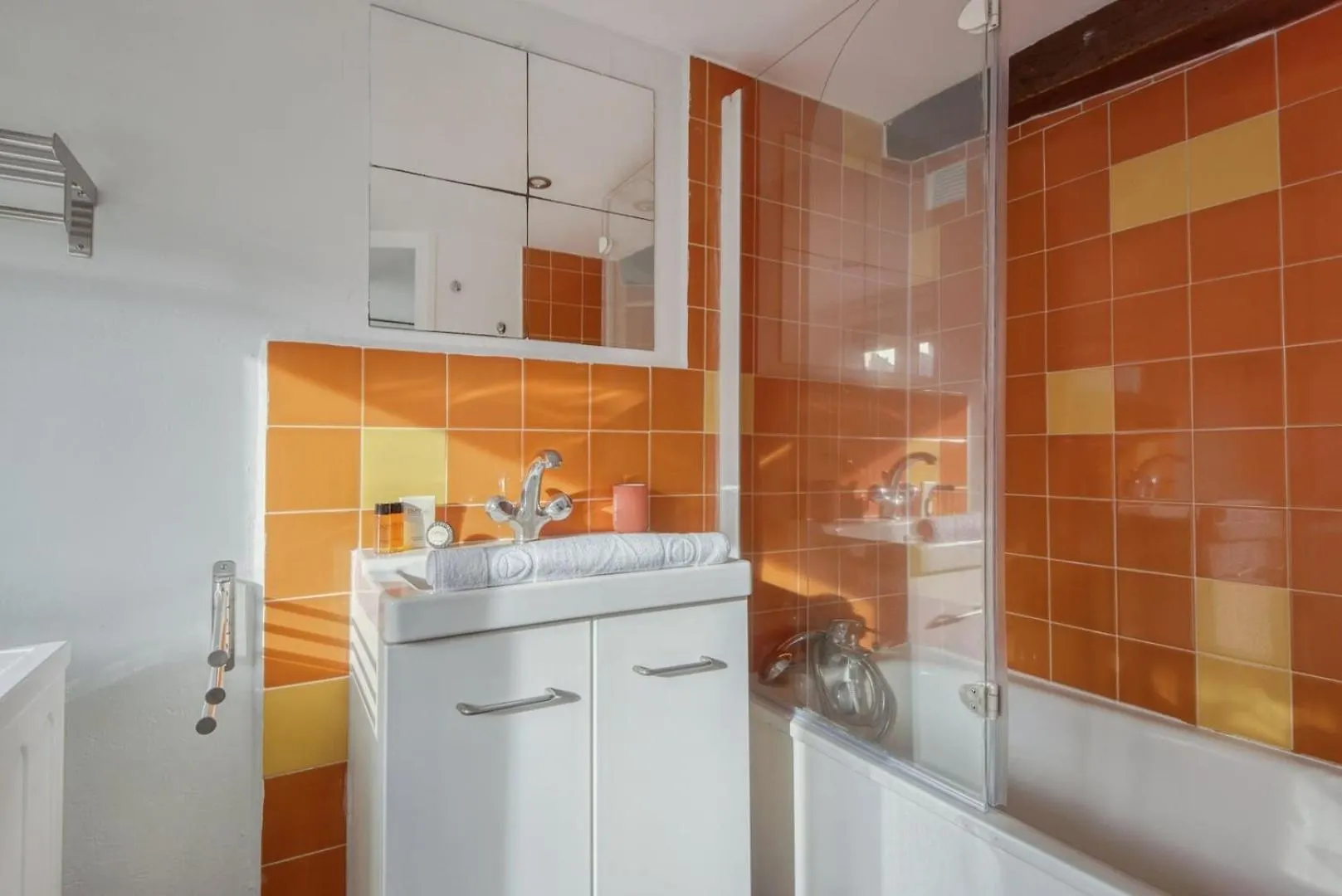 Nice Atypical Apartment, Vieux Lille Apartment