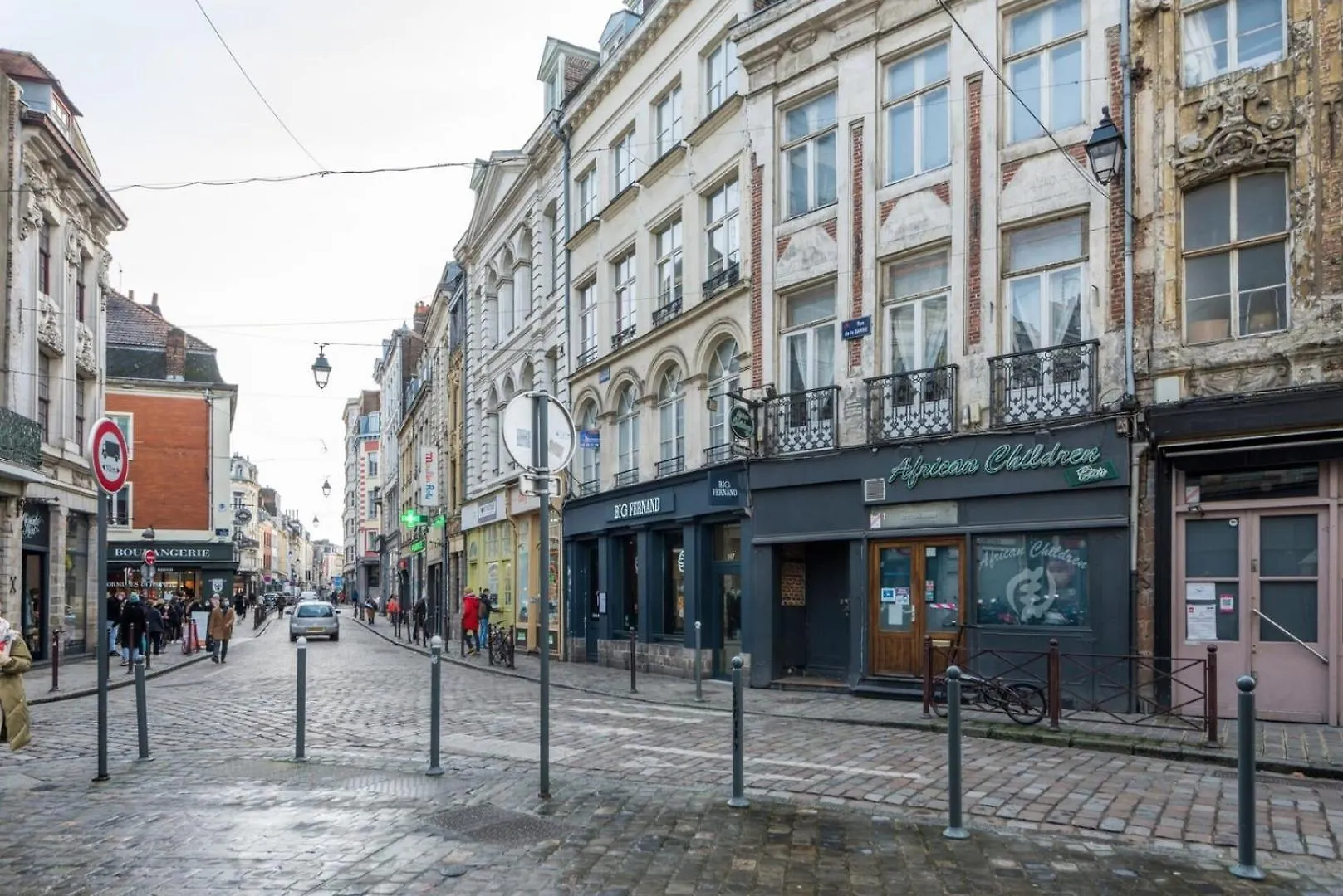 Nice Atypical Apartment, Vieux Lille France